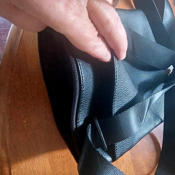 NWT Logo Messanger Bag. Rare Armany Change shoulder bag Unisex - Picture 12 of 16